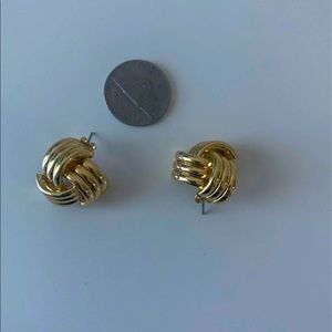 Club Monaco earrings